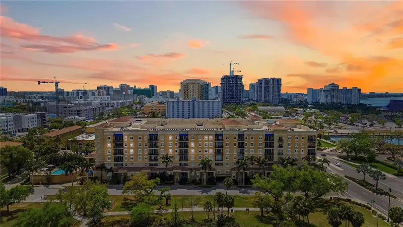 1064 N Tamiami Trl #1406, FL