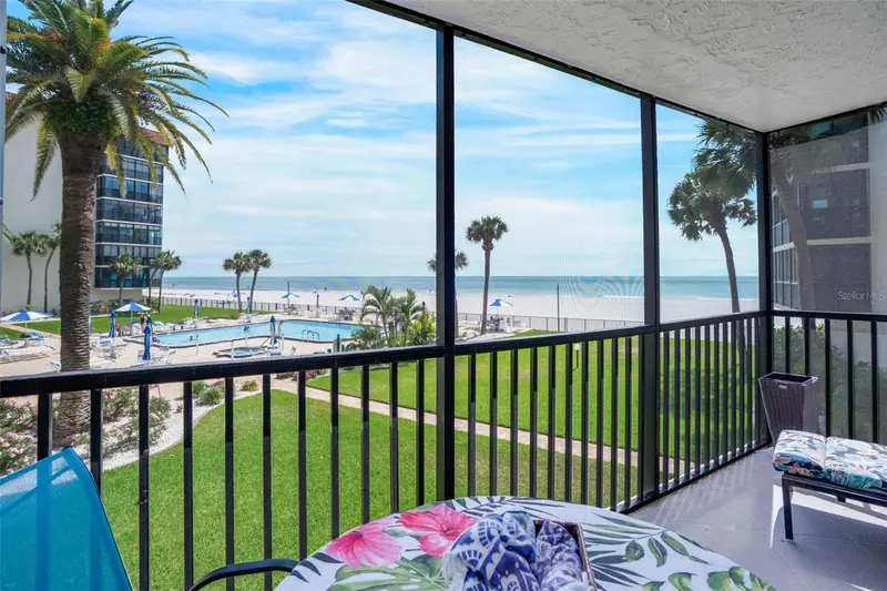 18304 Gulf Blvd #105, FL