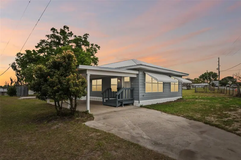 3070 E Central Ave, FL