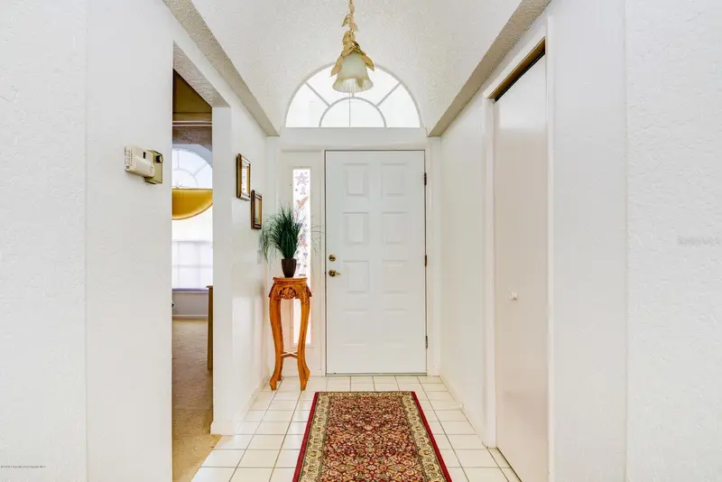 9408 New Orleans Dr, FL