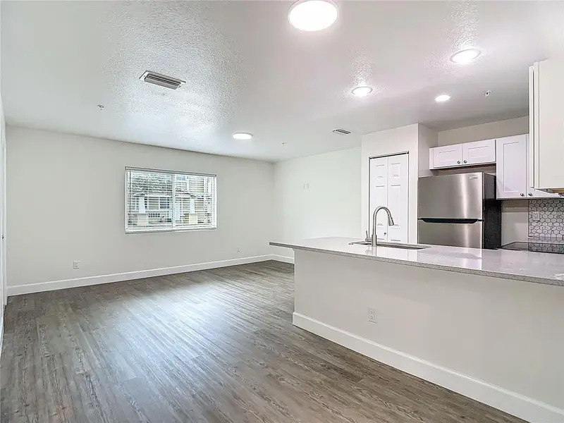 326 S Grosse Ave #2, FL