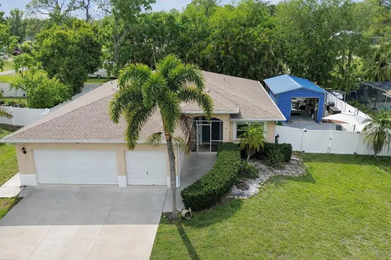 807 Ixora Ave, FL