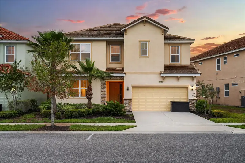 8009 Oak Shadow Ct, FL