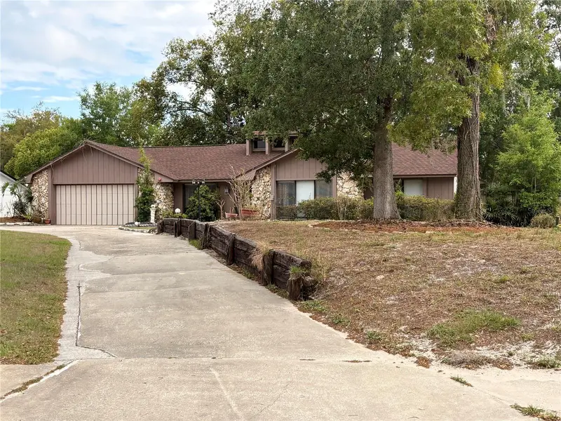 4504 Crimson Ct, FL