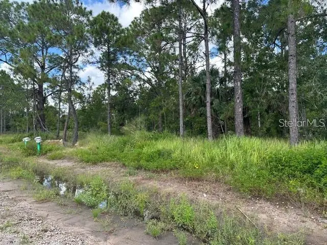 274 Spoonbill Dr, FL