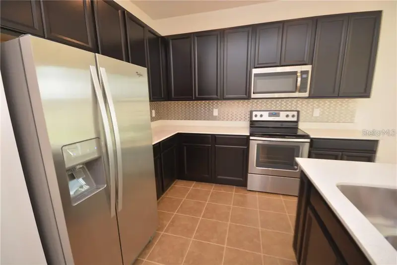 116 Seville Dr, FL
