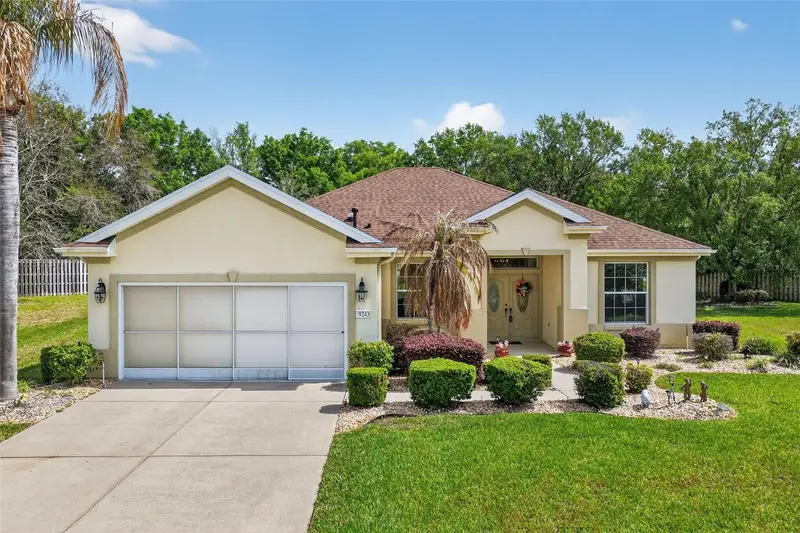 9243 Se 120th Loop, FL