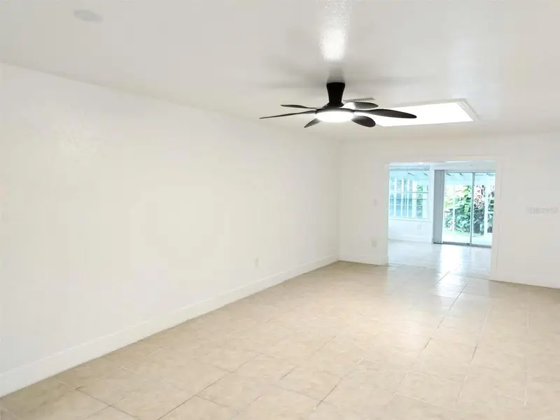 9901/9903 Grace Dr, FL