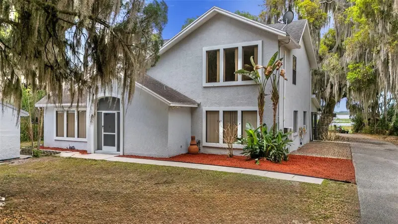 130 N Carpenter Rd, FL