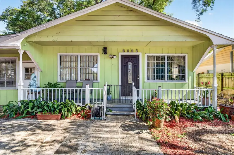 1417 W Yukon St, FL