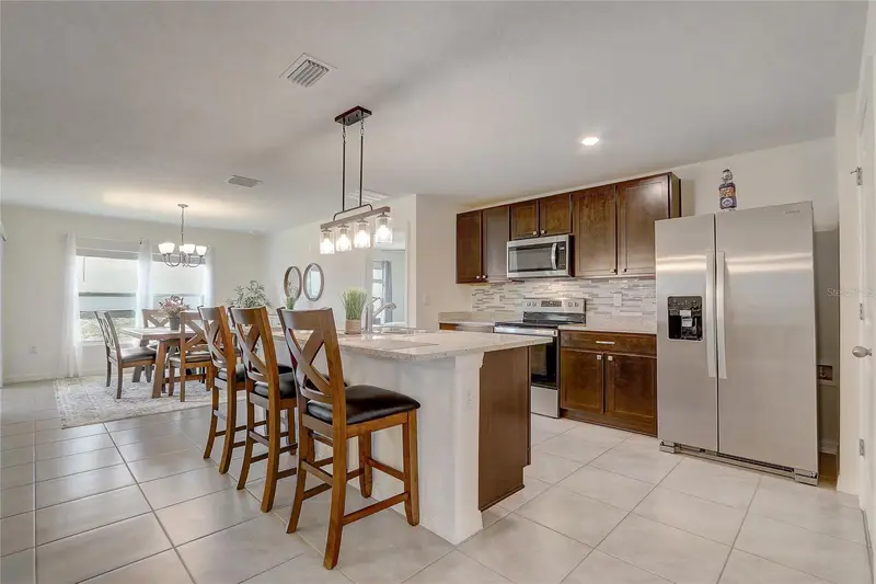 308 W Fairways View Dr, FL