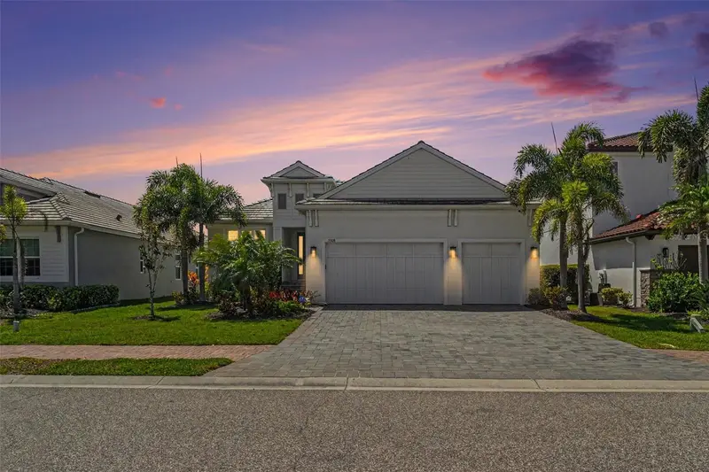 5508 Title Row Dr, FL