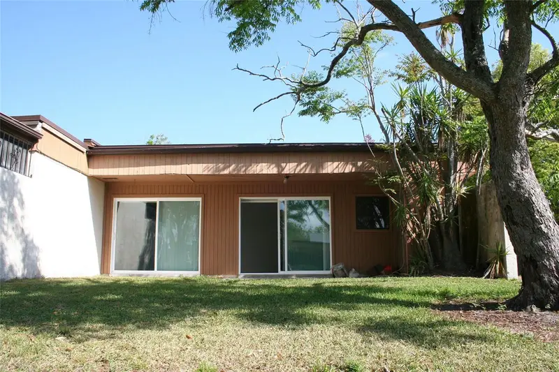 2400 Dominica Run, FL