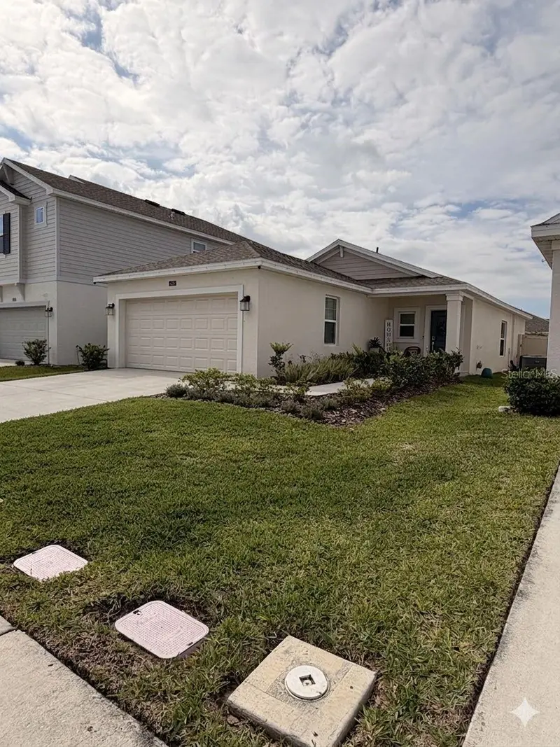 4260 Pebbles Throw Dr, FL