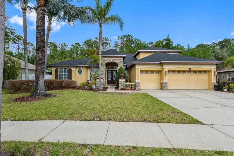 16750 Ivy Lake Dr, FL