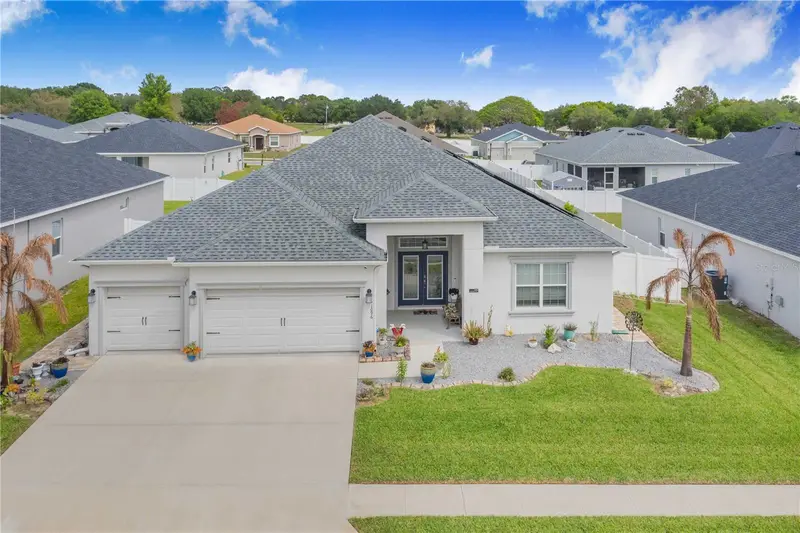 1096 Sandpiper Loop, FL