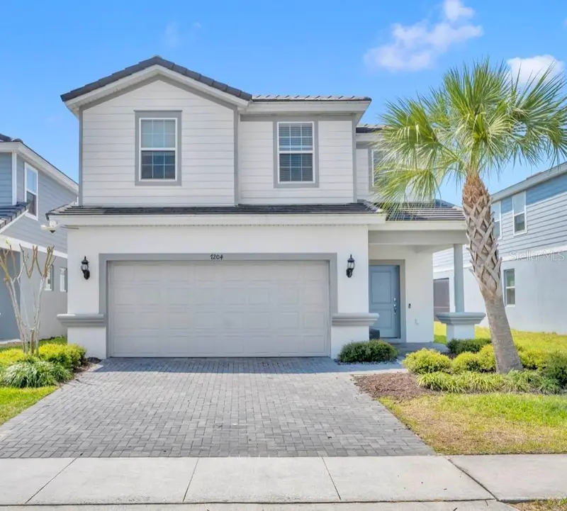 7204 Oakmoss Loop, FL
