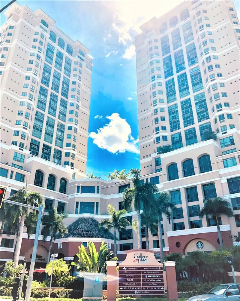 103 Gallery Plaza Avenue De Diego #806, PR