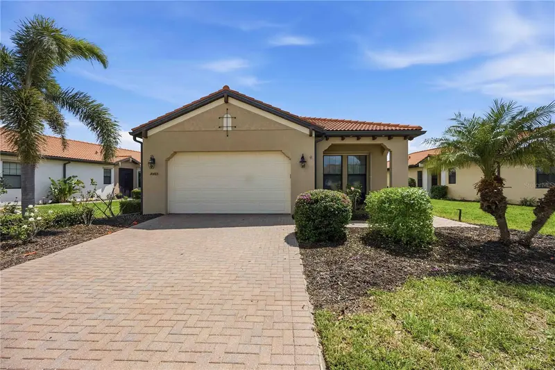 10485 Crooked Creek Dr, FL