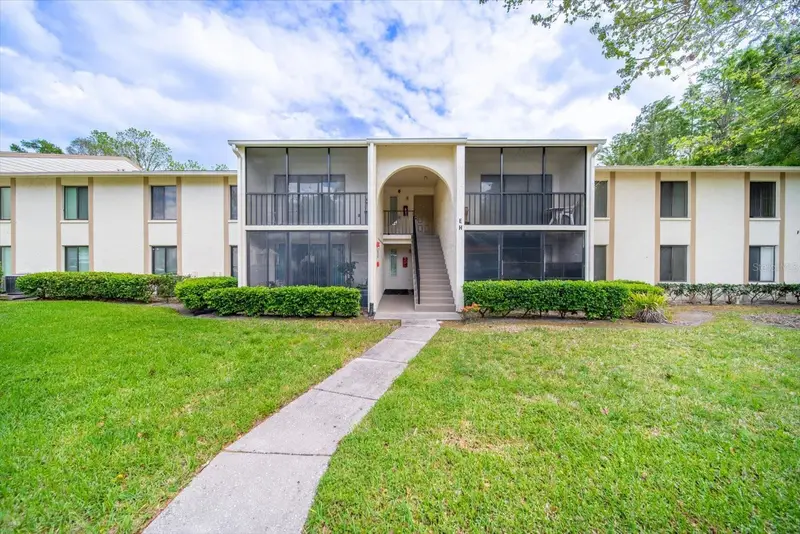 1441 Pine Glen Ln #E2, FL