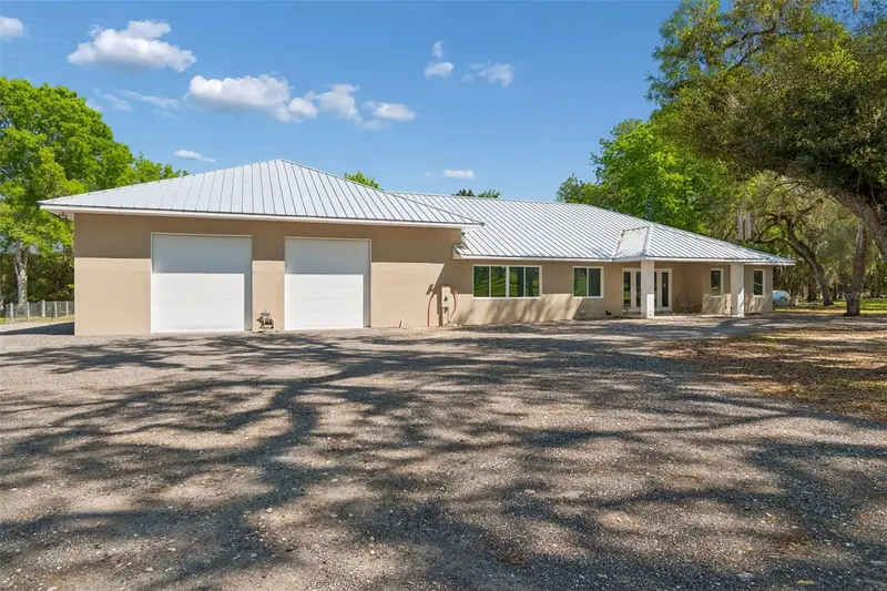 4300 Cr 673, FL