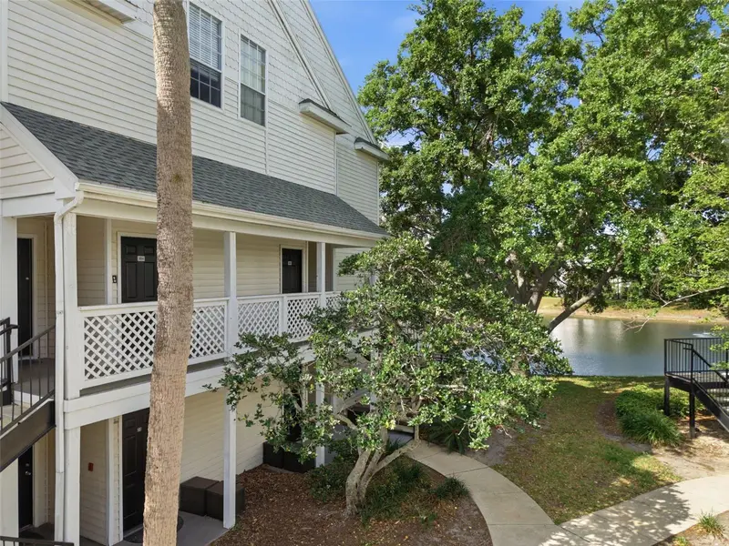 3300 Haviland Ct #303, FL