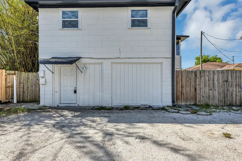 2027 30th Ave N #Bottom Unit, FL