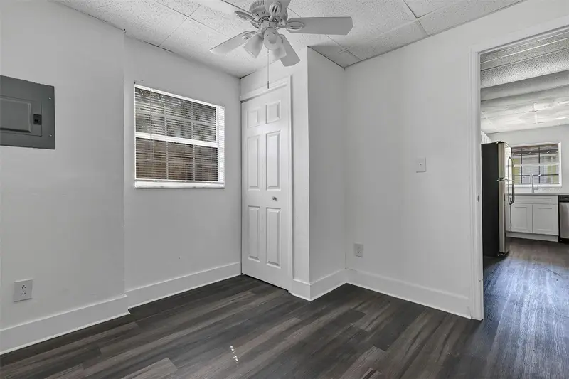 2027 30th Ave N #Bottom Unit, FL
