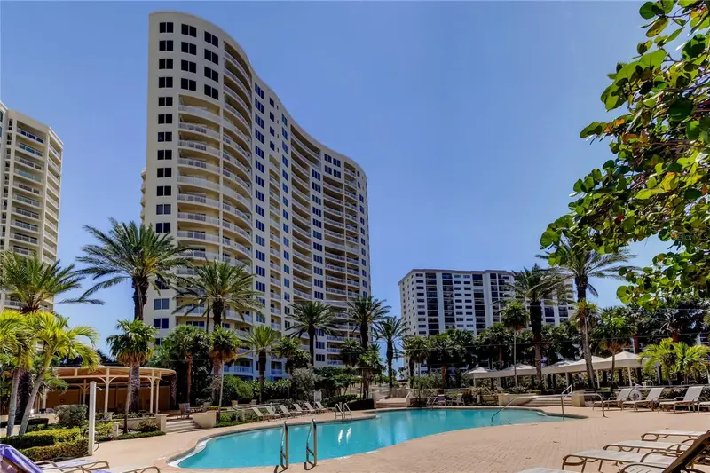 1200 Gulf Blvd #101, FL
