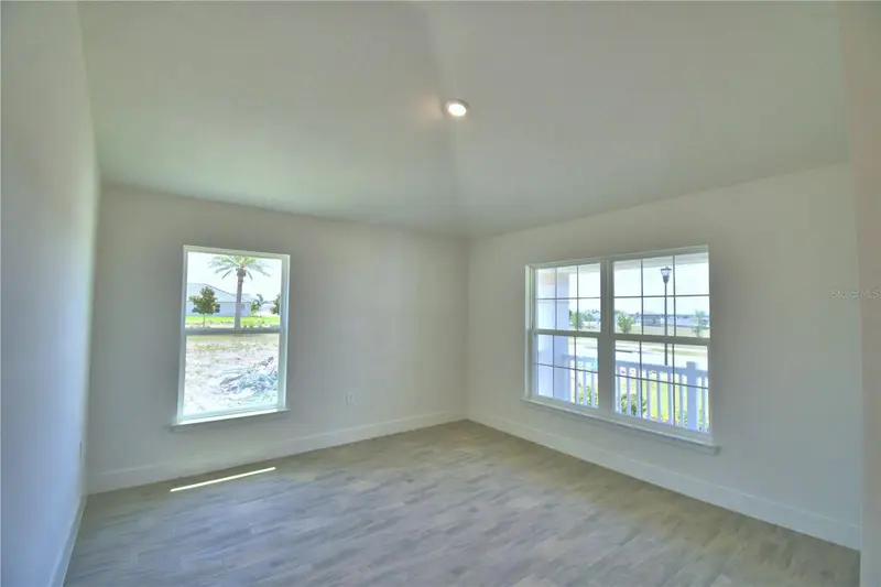 5250 Tennessee Ridge Ct, FL