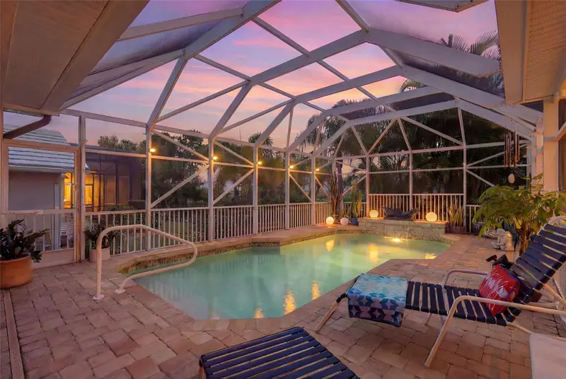 5 Windward Ter, FL