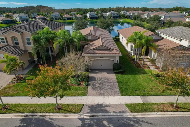 30588 Chesapeake Bay Dr, FL