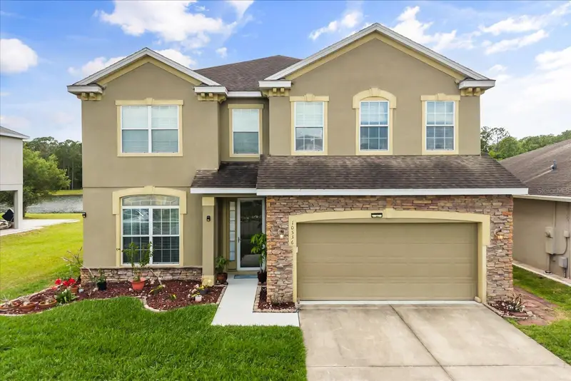 10536 Cabbage Tree Loop, FL
