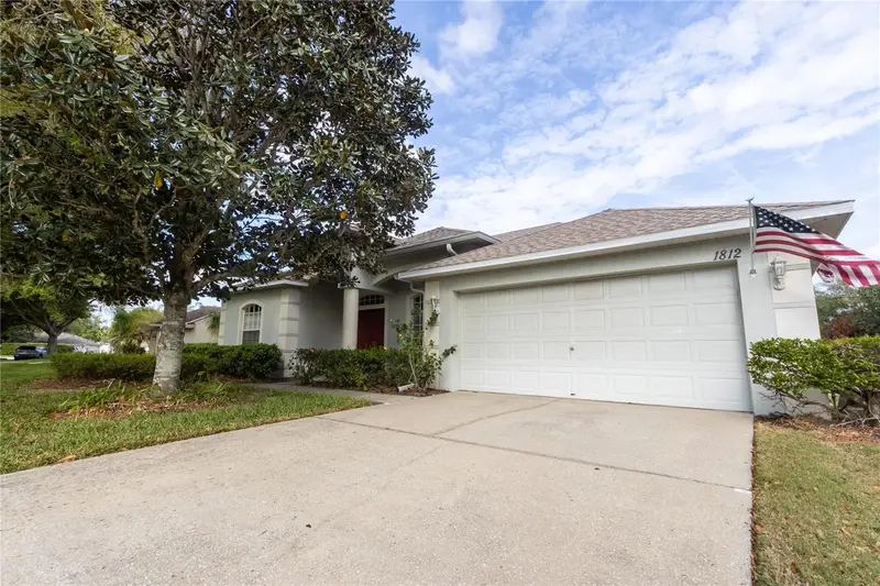 1812 Flower Branch Way, FL
