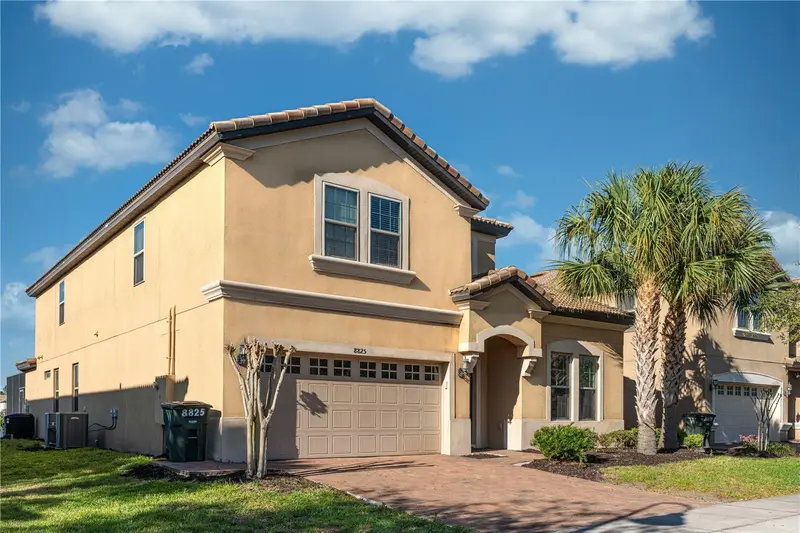8825 Corcovado Dr, FL
