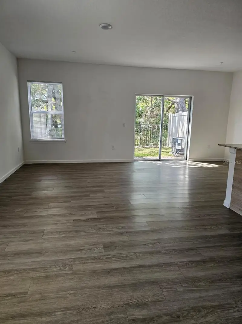 1213 Southstation Place #406, FL