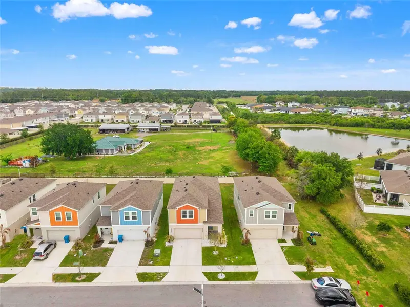 7512 Wallflower Trl, FL
