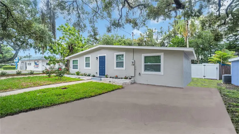 121 Pennsylvania Ave, FL