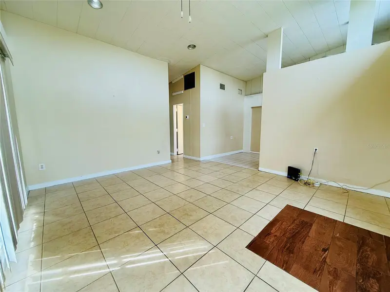 164 Tradewinds Dr Nw, FL