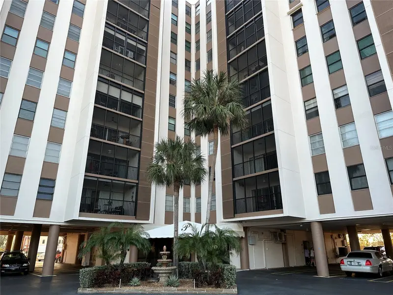 10355 Paradise Blvd #414, FL