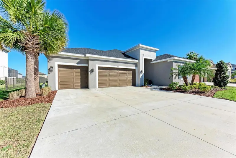 10010 Buckman Halls Dr, FL