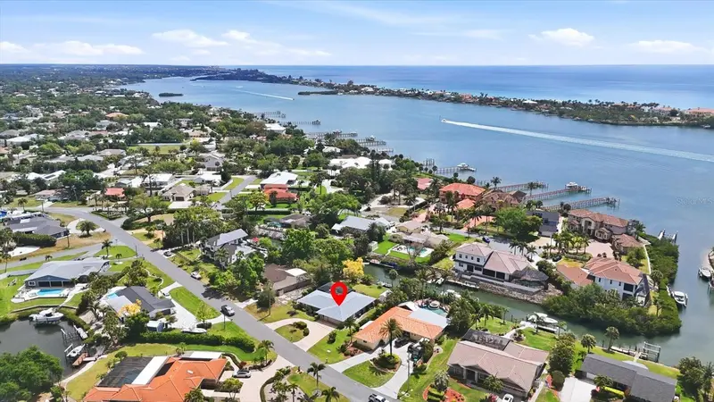 353 S Shore Dr, FL