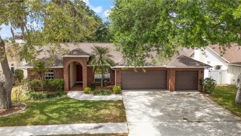 931 Balsamina Dr, FL