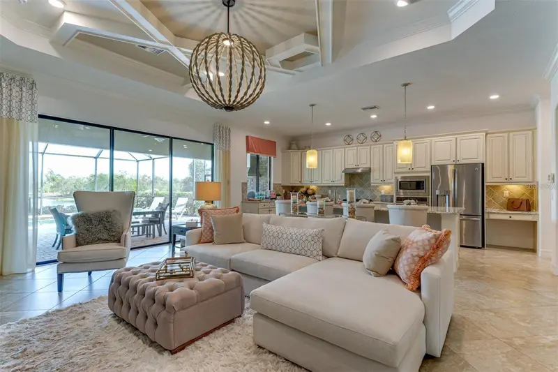5803 Cessna Run, FL