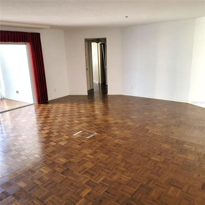 435 S Gulfstream Ave #605, FL