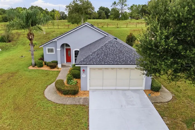 93 Fairway Cir, FL