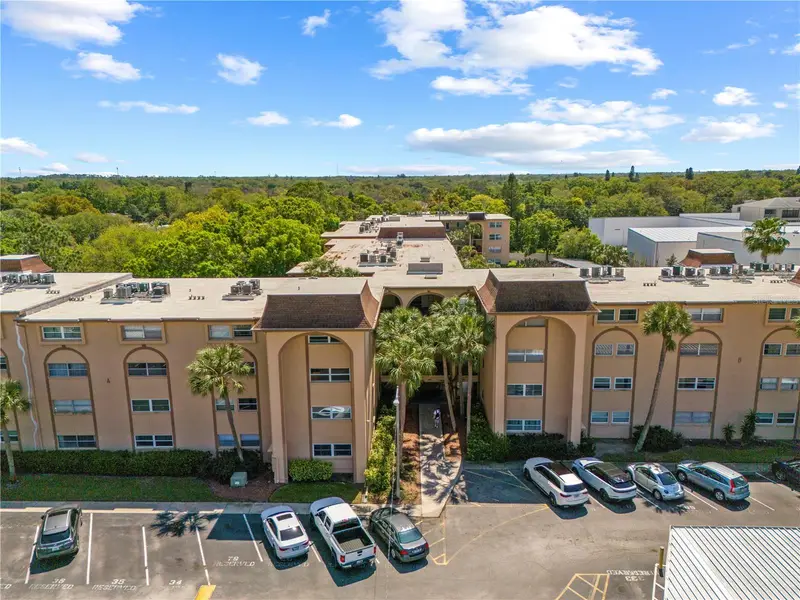 2525 W Bay Dr #C21, FL
