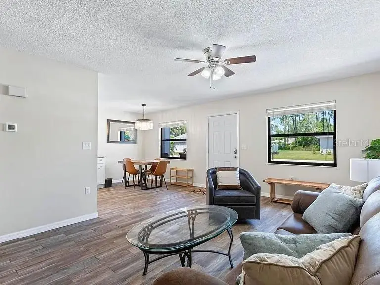 1 Brittany Ln, FL
