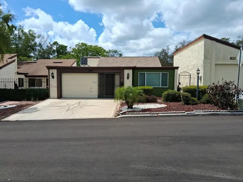 12213 Saddle Strap Row, FL