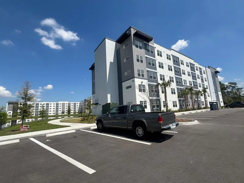 5587 Millenia Park Bulevard #508, FL